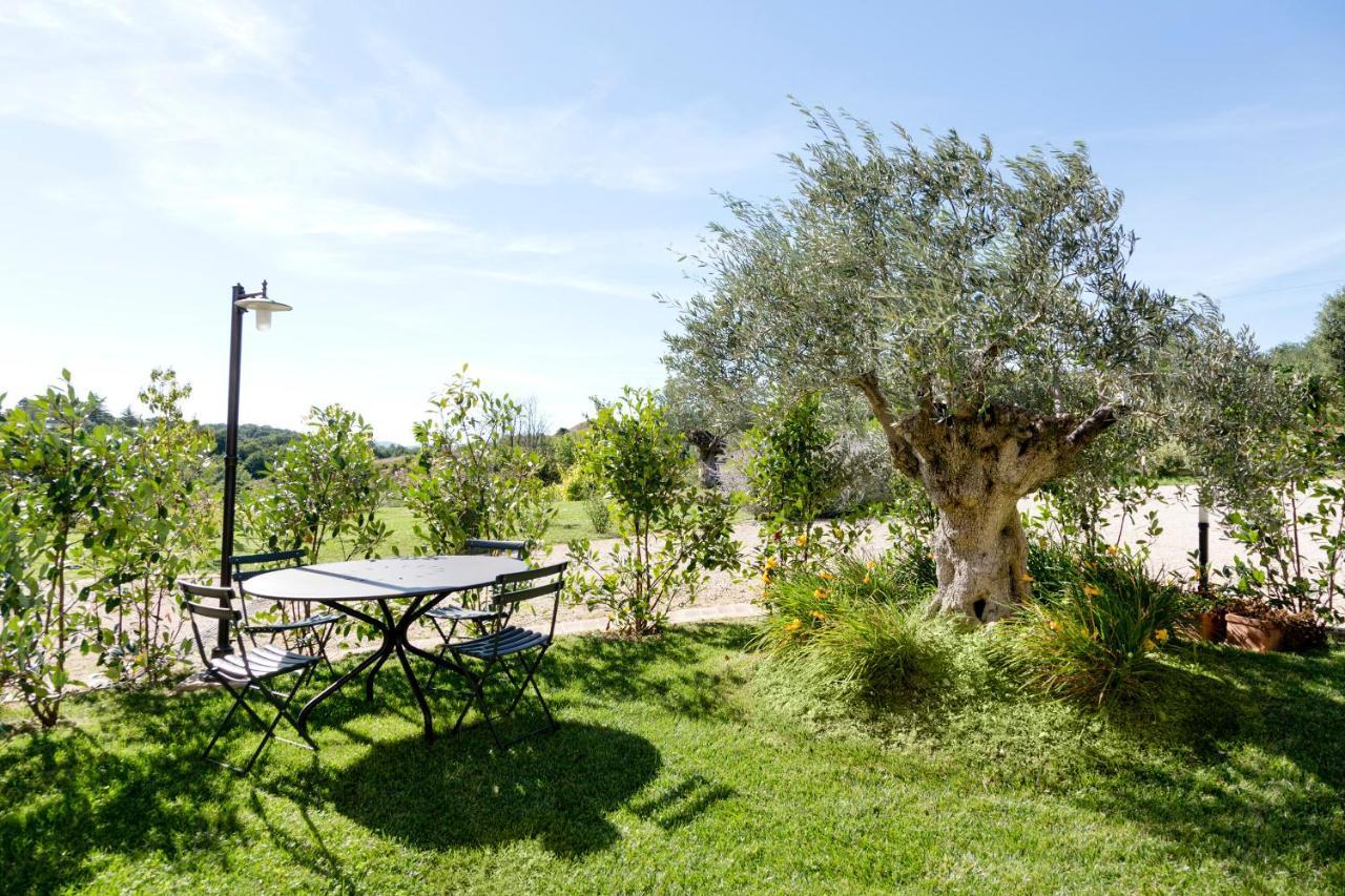 Borgo Giorgione Villa Monteleone dʼOrvieto Buitenkant foto